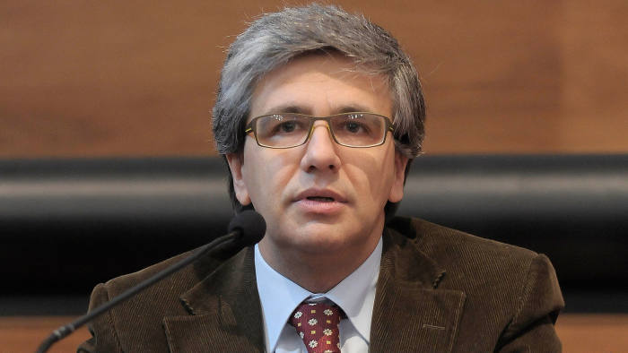 Andrea Tornielli: Francisco, un magisterio para la paz y contra la hipocresía Andrea Tornielli: Francisco, un magisterio para la paz y contra la hipocresía