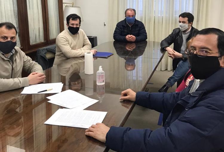 Cáritas Mar del Plata firmó un convenio con PAMI Cáritas Mar del Plata firmó un convenio con PAMI