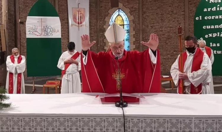 Mons. Croxatto en la misa crismal: "Siempre hay vida en la Cruz" Mons. Croxatto en la misa crismal: "Siempre hay vida en la Cruz"