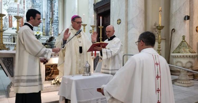 Mons. Martín agradeció la entrega de los sacerdotes en la pandemia Mons. Martín agradeció la entrega de los sacerdotes en la pandemia