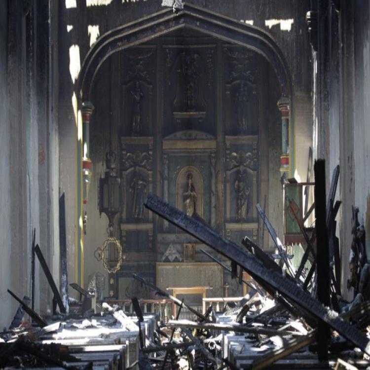 Profunda tristeza del arzobispo de Los Ángeles por el incendio de la Misión fundada por san Junípero Serra Profunda tristeza del arzobispo de Los Ángeles por el incendio de la Misión fundada por san Junípero Serra