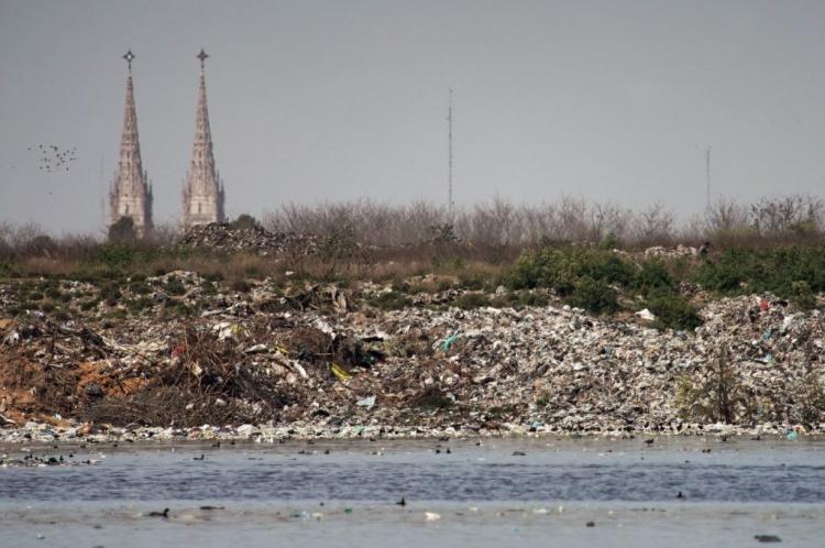 Cáritas y la Pastoral Social de Mercedes-Luján celebran el proyecto del Nuevo Centro Ambiental Cáritas y la Pastoral Social de Mercedes-Luján celebran el proyecto del Nuevo Centro Ambiental