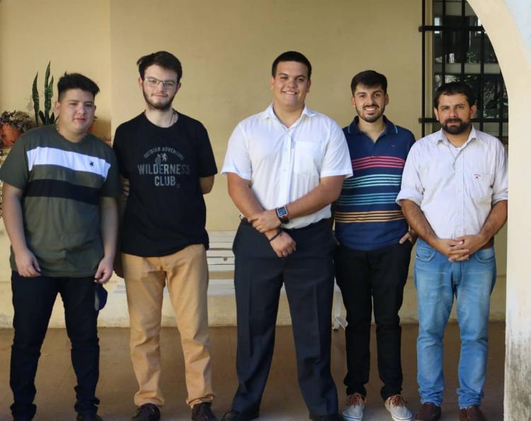Cinco jóvenes ingresaron al propedéutico en Paraná Cinco jóvenes ingresaron al propedéutico en Paraná