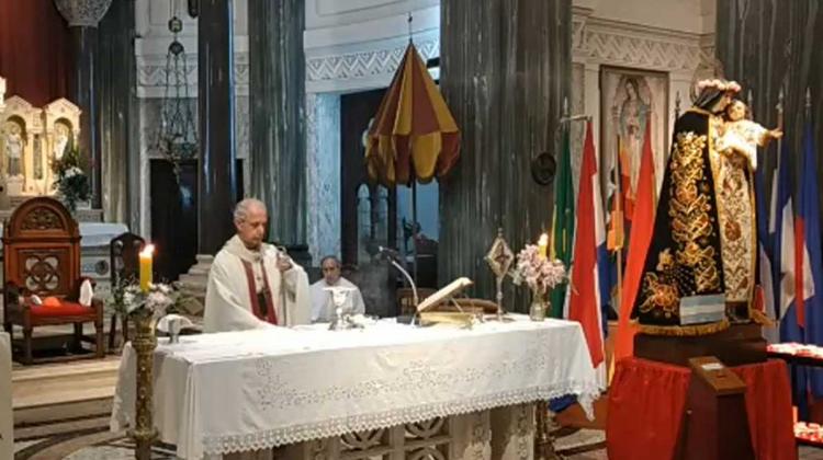 El cardenal Poli alienta a escuchar las enseñanzas de Santa Rosa El cardenal Poli alienta a escuchar las enseñanzas de Santa Rosa
