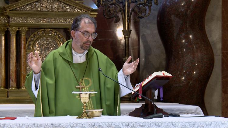 La misa del quinto domingo durante el año por radio y tv La misa del quinto domingo durante el año por radio y tv