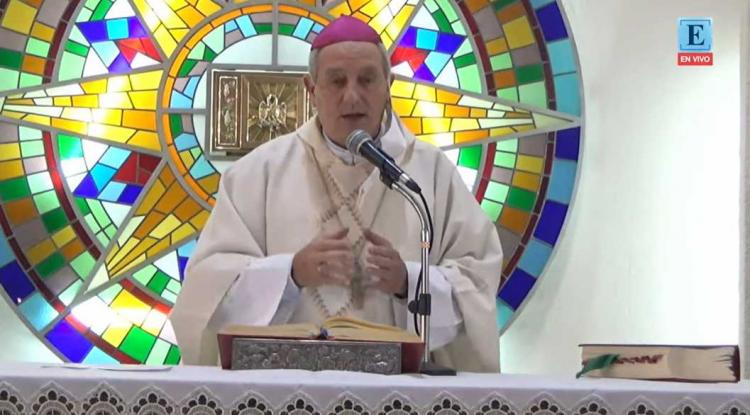Mons. Lugones: "Jesús nos entregó el Espíritu Santo para renovarnos" Mons. Lugones: "Jesús nos entregó el Espíritu Santo para renovarnos"