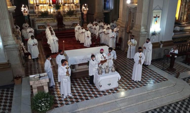Mons. Urbanc: El sacerdocio requiere una entrega total Mons. Urbanc: El sacerdocio requiere una entrega total
