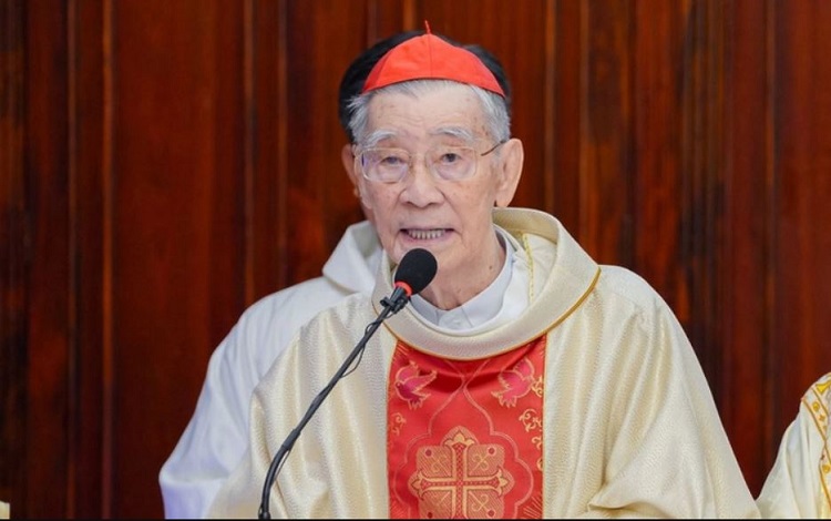 A los 92 años murió el cardenal vietnamita Jean-Baptiste Pham Minh Mân