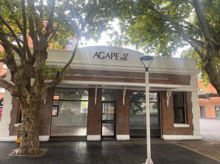 Ágape inaugura una nueva sucursal en la Universidad Católica Argentina Ágape inaugura una nueva sucursal en la Universidad Católica Argentina