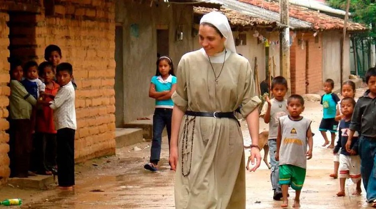 'Ayúdenme a ayudar a los misioneros en todo el mundo', exhortó el Papa