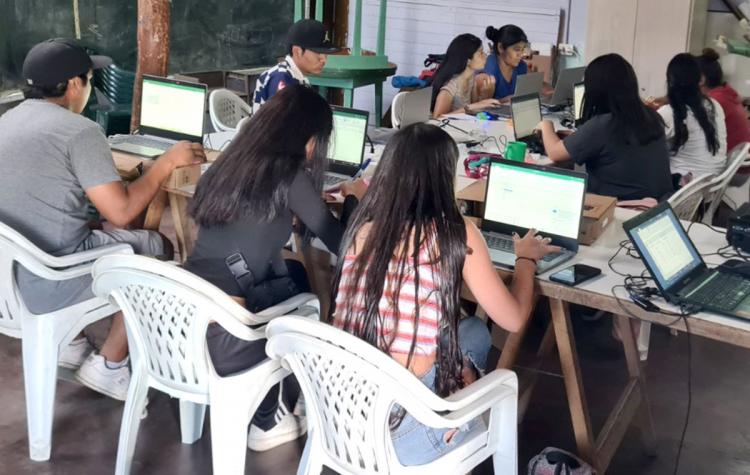 Cáritas Argentina: proyecto de integración digital para los barrios más postergados Cáritas Argentina: proyecto de integración digital para los barrios más postergados