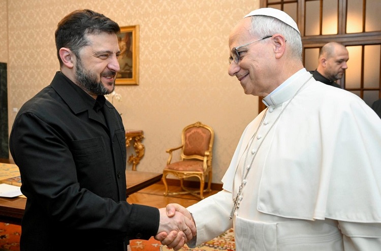 Castel Gandolfo: tercer encuentro entre el Papa y el presidente de Ucrania