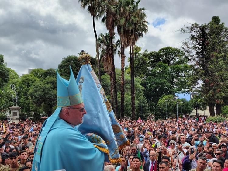 Catamarca: multitudinaria manifestación de amor a la Inmaculada del Valle