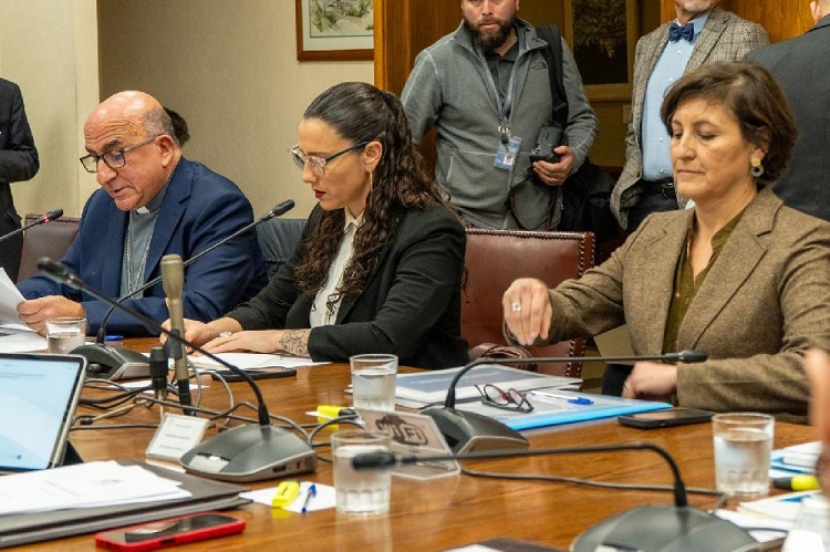 Chile: la Iglesia reitera que 'con la eutanasia no se alivia nada'