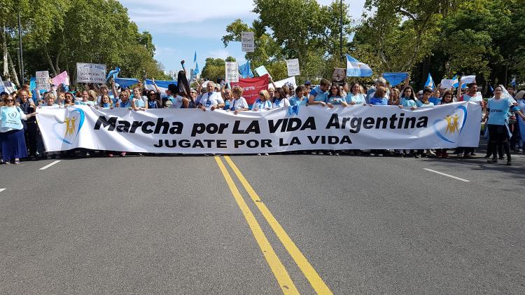 Convocan a una nueva Marcha por la Vida en la Argentina Convocan a una nueva Marcha por la Vida en la Argentina