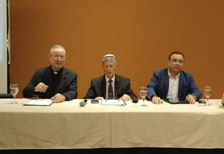 Corrientes: la Mesa Interreligiosa invita a una oración común por la Patria Corrientes: la Mesa Interreligiosa invita a una oración común por la Patria