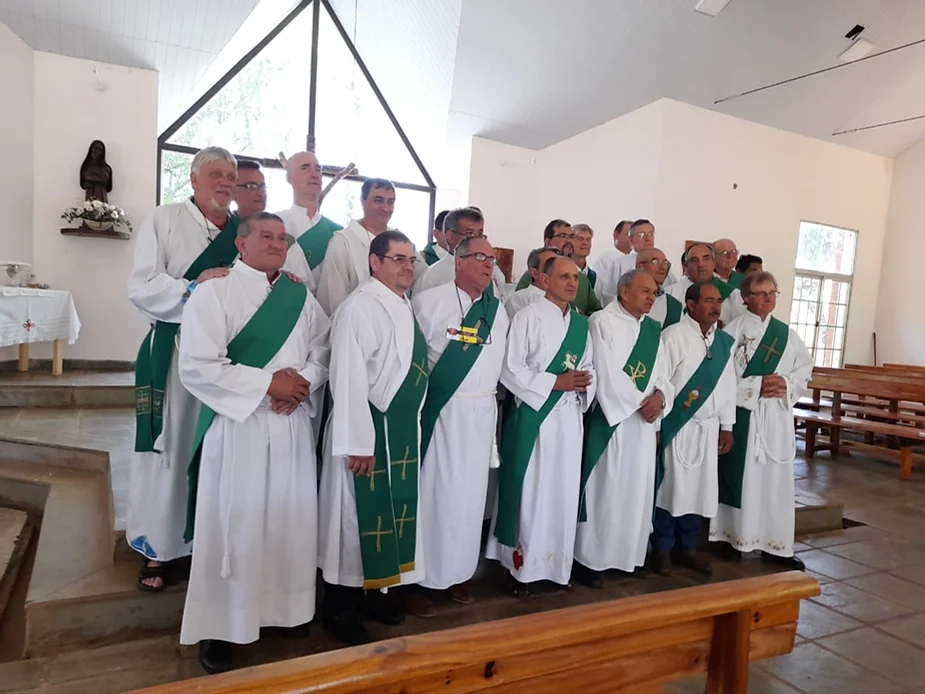 Diáconos permanentes de Puerto Iguazú participaron de un retiro espiritual Diáconos permanentes de Puerto Iguazú participaron de un retiro espiritual