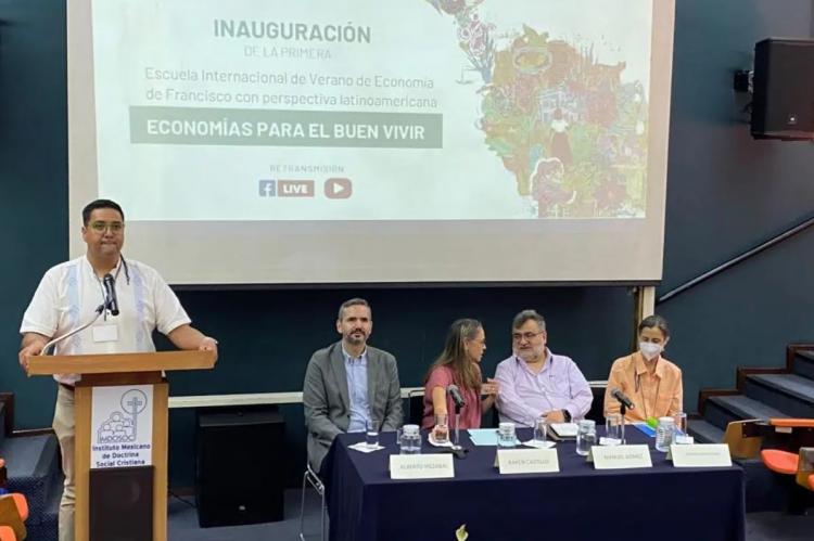 Economía de Francisco inicia un curso para jóvenes latinoamericanos en México Economía de Francisco inicia un curso para jóvenes latinoamericanos en México