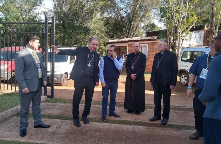 El obispo de Puerto Iguazú abrió el Simposio de Teología y Catequesis El obispo de Puerto Iguazú abrió el Simposio de Teología y Catequesis