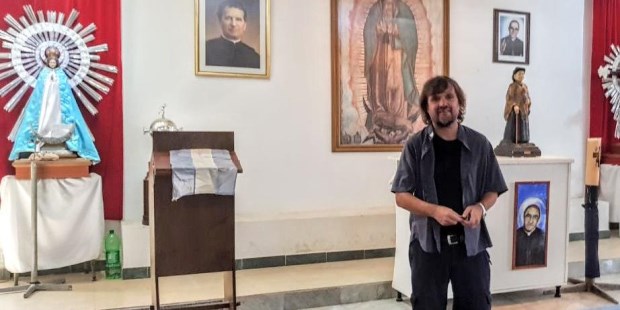 El padre Pepe Di Paola deja la comunidad parroquial de San Juan Bosco El padre Pepe Di Paola deja la comunidad parroquial de San Juan Bosco