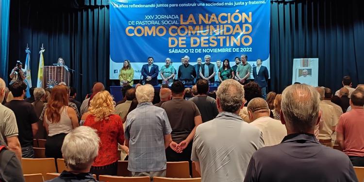 El Papa, a la Pastoral Social porteña: "Discernir el presente e imaginar un futuro posible" El Papa, a la Pastoral Social porteña: "Discernir el presente e imaginar un futuro posible"