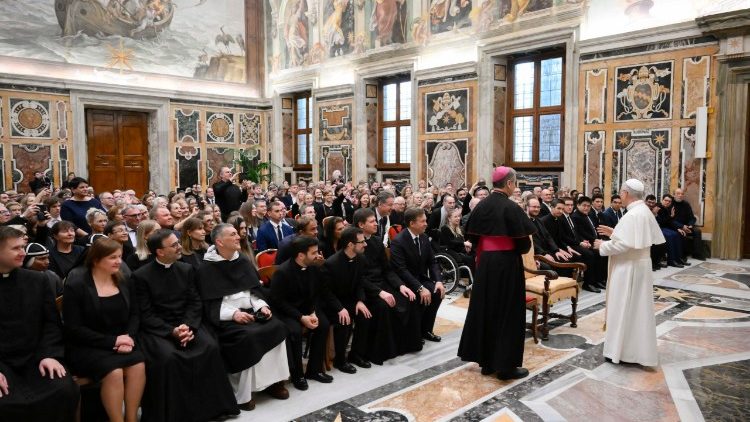 El Papa a fieles estonios: recen por la paz, contra la lógica de la guerra en Europa El Papa a fieles estonios: recen por la paz, contra la lógica de la guerra en Europa