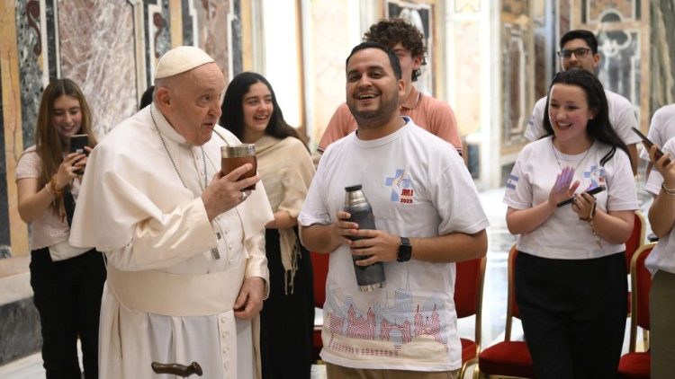 El Papa anima a jóvenes argentinos que van a la JMJ Lisboa 2023 El Papa anima a jóvenes argentinos que van a la JMJ Lisboa 2023