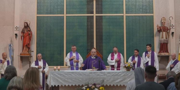El Pbro. Jorge Oesterheld celebró sus bodas de oro sacerdotales