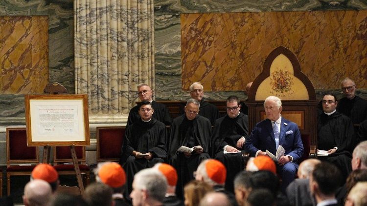 El rey Carlos III, nombrado cofrade real en San Pablo Extramuros El rey Carlos III, nombrado cofrade real en San Pablo Extramuros