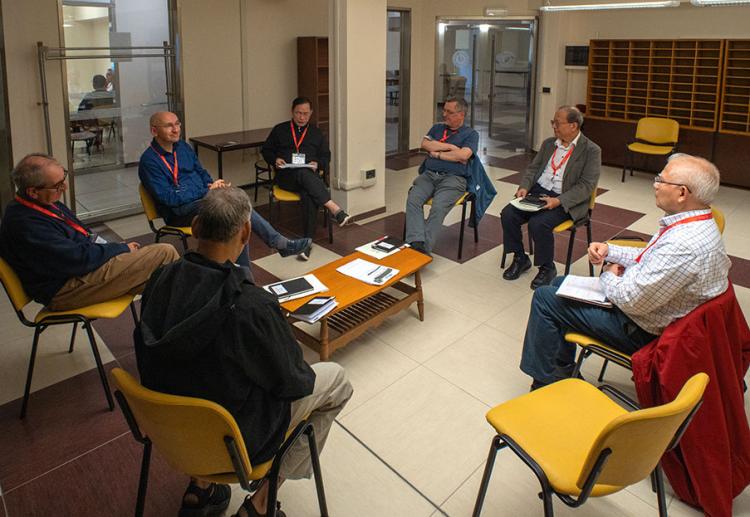 Encuentro de los superiores mayores jesuitas sobre la misión y los desafíos actuales Encuentro de los superiores mayores jesuitas sobre la misión y los desafíos actuales