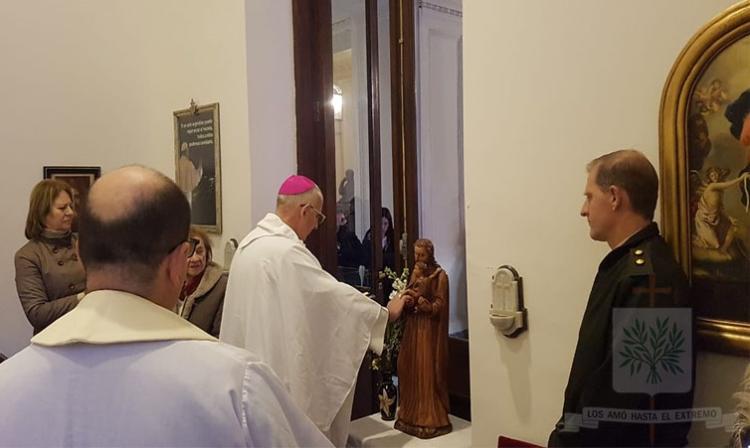 Entronizan una imagen de San José en la capilla de la Casa Rosada Entronizan una imagen de San José en la capilla de la Casa Rosada