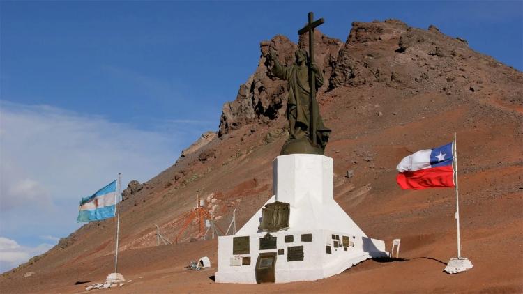 Episcopado: misa por los 40 años del Tratado de Paz entre la Argentina y Chile Episcopado: misa por los 40 años del Tratado de Paz entre la Argentina y Chile