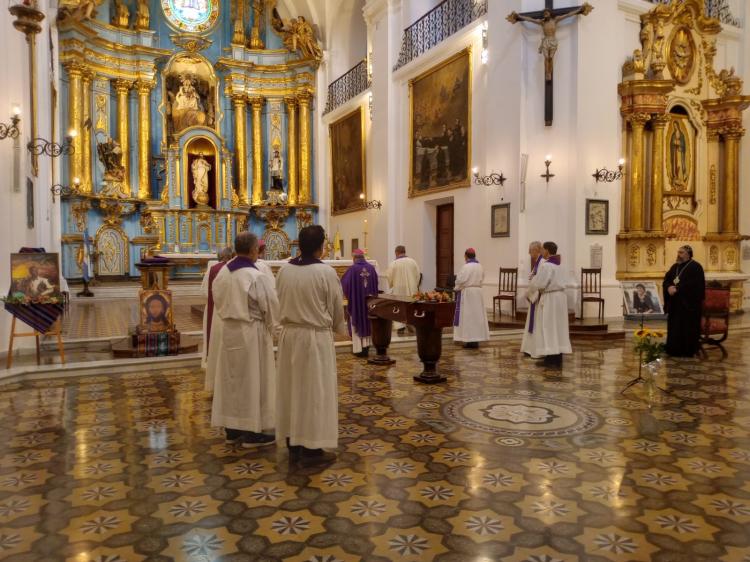 Exequias de Andrea Poretti, responsable de San Egidio en la Argentina