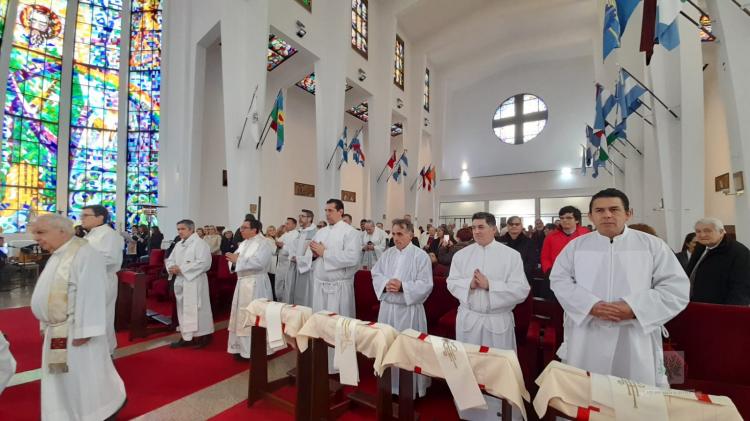 Fiesta de la Virgen y ordenaciones diaconales en el obispado castrense