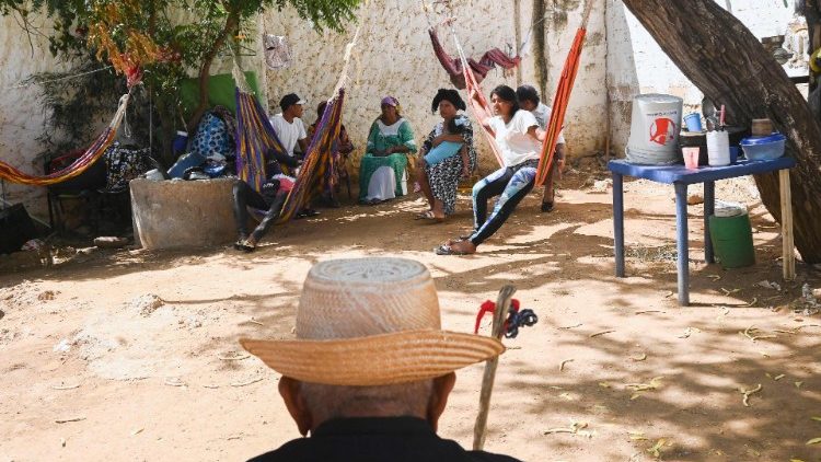Según Francisco, el neocolonialismo de hoy es un crimen engañoso Según Francisco, el neocolonialismo de hoy es un crimen engañoso