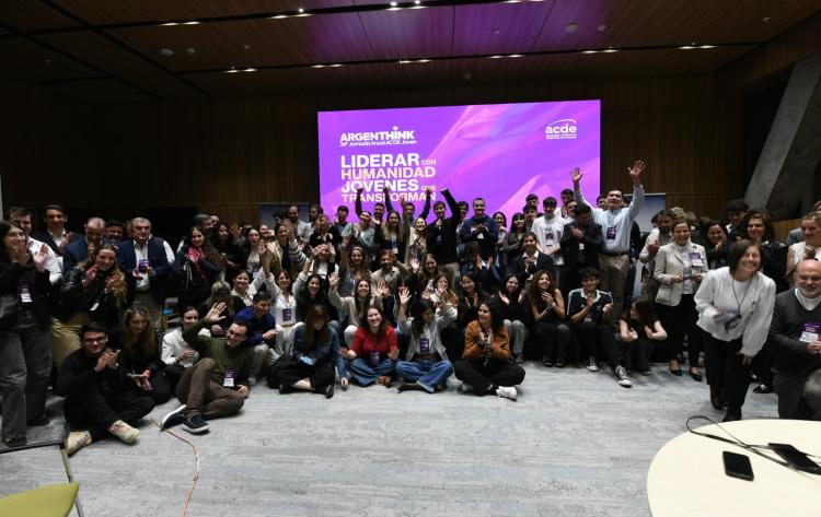 Jóvenes empresarios convocan a liderar para el bien común en la era de la IA