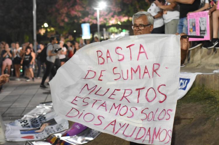 La Confar clama 'basta de violencia' en Rosario y en el país La Confar clama 'basta de violencia' en Rosario y en el país