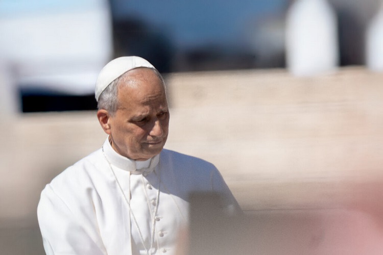 El Papa: 'Ninguna comunidad puede vivir en paz sin normas y valores compartidos'