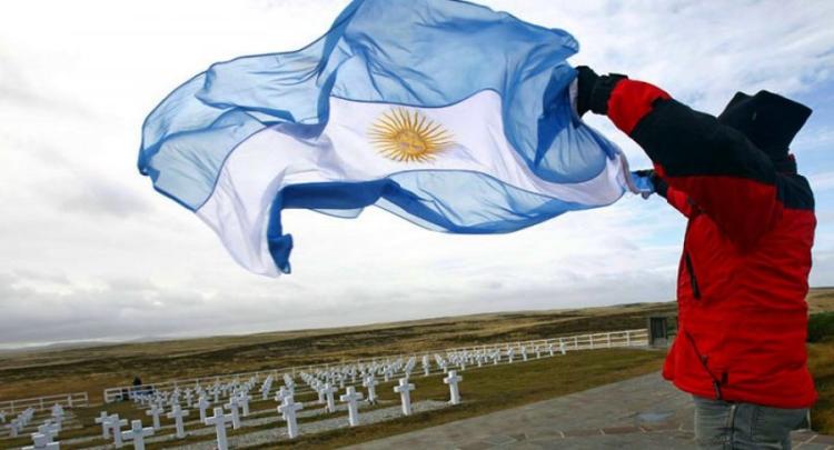 La Iglesia argentina hace memoria de los caídos en la Guerra de Malvinas La Iglesia argentina hace memoria de los caídos en la Guerra de Malvinas