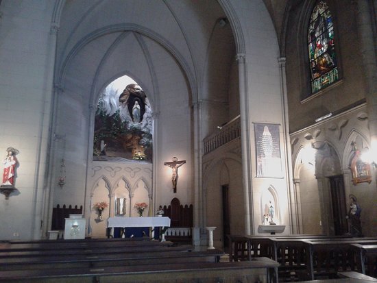 La parroquia Nuestra Señora de Lourdes en Flores celebró sus fiestas patronales La parroquia Nuestra Señora de Lourdes en Flores celebró sus fiestas patronales