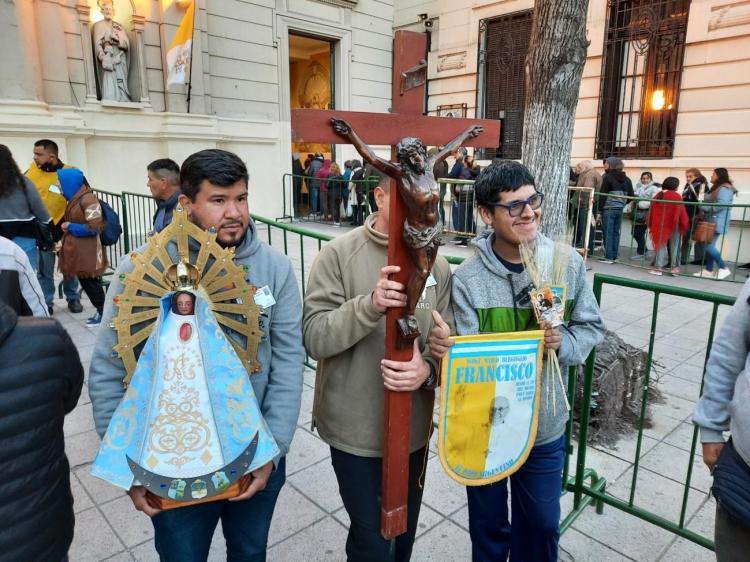 La Peregrinación de la Virgen de Luján por los Hogares de Cristo llega a Corrientes La Peregrinación de la Virgen de Luján por los Hogares de Cristo llega a Corrientes