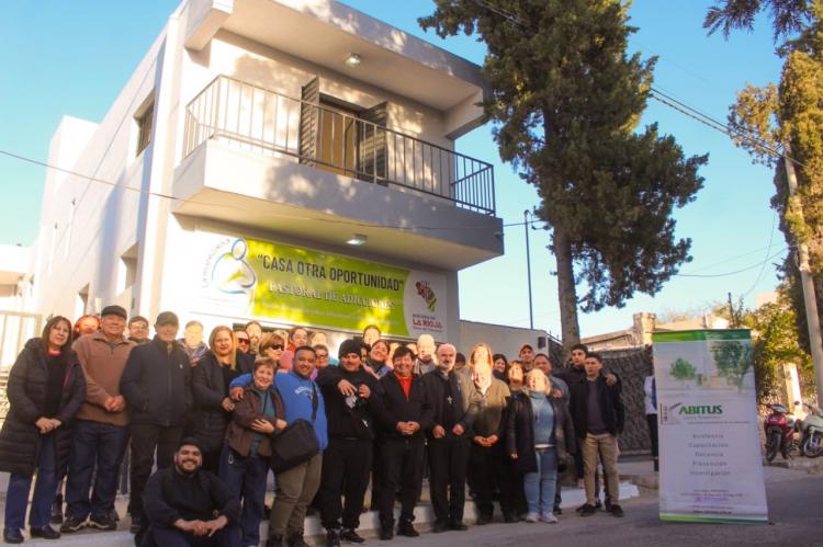 La Rioja: Inauguraron la casa 'Otra Oportunidad' para personas en situación de consumo La Rioja: Inauguraron la casa 'Otra Oportunidad' para personas en situación de consumo