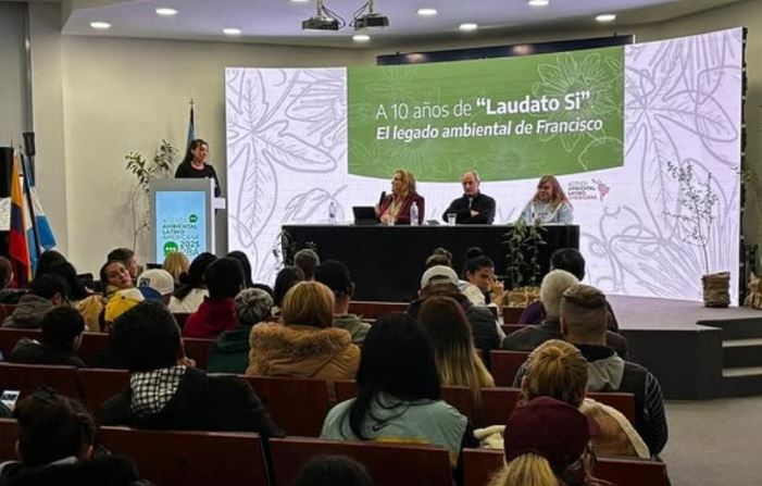 Laudato Si': conmemoración de la encíclica en la Universidad de Lomas de Zamora Laudato Si': conmemoración de la encíclica en la Universidad de Lomas de Zamora