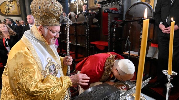 León XIV a los ortodoxos: 'No retrocedamos en el camino por la unidad'