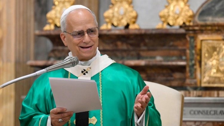León XIV advirtió sobre el riesgo de idolatrar la riqueza