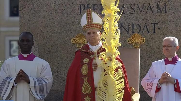 León XIV en el Domingo de Ramos: 'Dios no legitima la guerra'