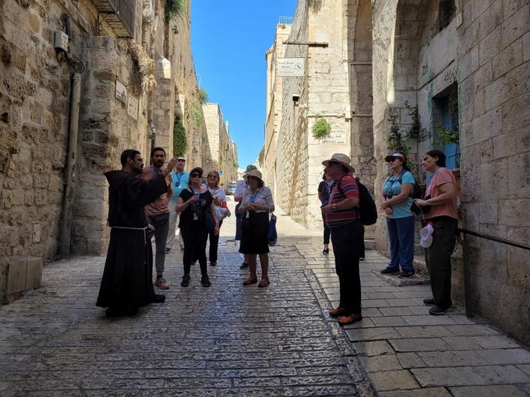 Los frailes franciscanos reanudan las peregrinaciones a Tierra Santa
