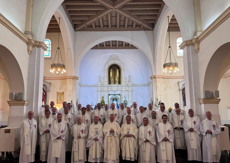 Chile: Superar el malestar social reconstruyendo confianzas, piden los obispos