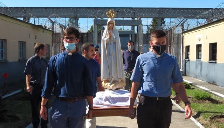 Luego de tres años, la Argentina despide a la imagen de la Virgen de Fátima Luego de tres años, la Argentina despide a la imagen de la Virgen de Fátima