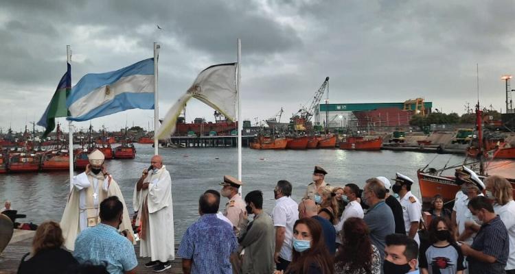Mar del Plata celebró a San Salvador y rezó por los trabajadores del mar Mar del Plata celebró a San Salvador y rezó por los trabajadores del mar